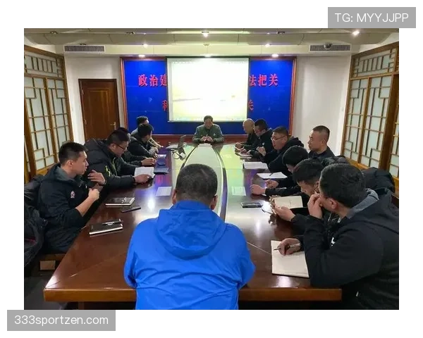 篮球开球规则全面解析：比赛开始与特定情况下的正确执行方式